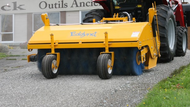 Eddynet hydraulic pick-up sweeper for tractors